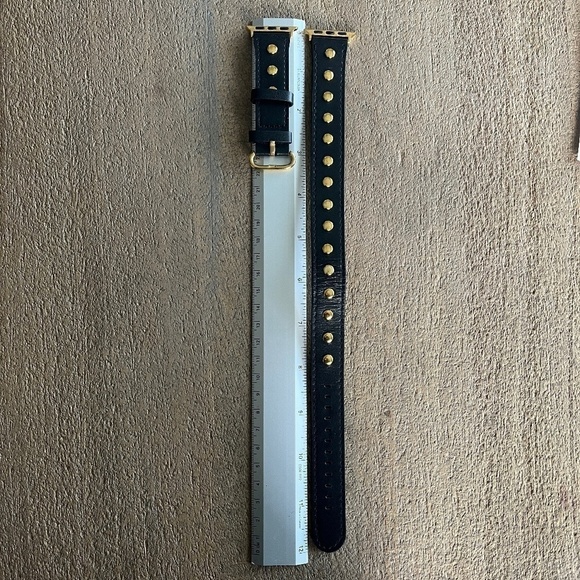 Posh Tech Black Leather Apple Watch Wrap Around Band - Picture 1 of 5